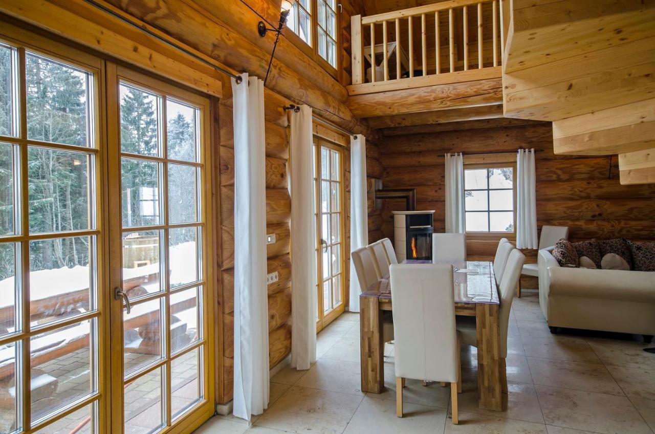 Luxus-Ferienhaus Blockhaus Chalet Nr 2 Toplage Am Feldberg Mit Sauna, Outdoor-Hottub, Kamin Auf 1300M Uem Luaran gambar